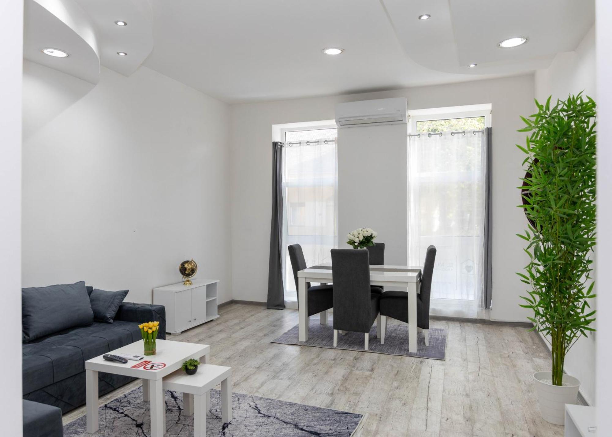 Apartment El Mundo *